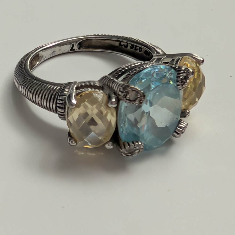 Judith Ripka 925 ring